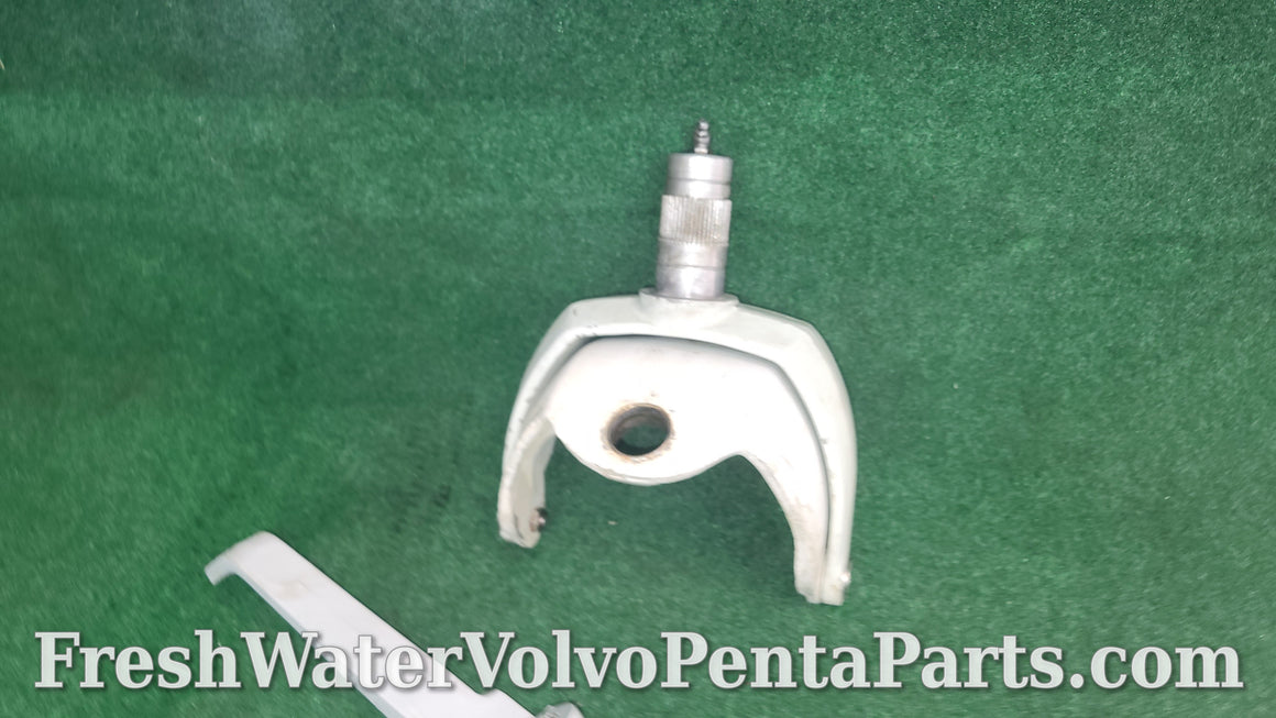 Volvo Penta 280 (290 Dp-A no trim) steering helmet and fork assembly