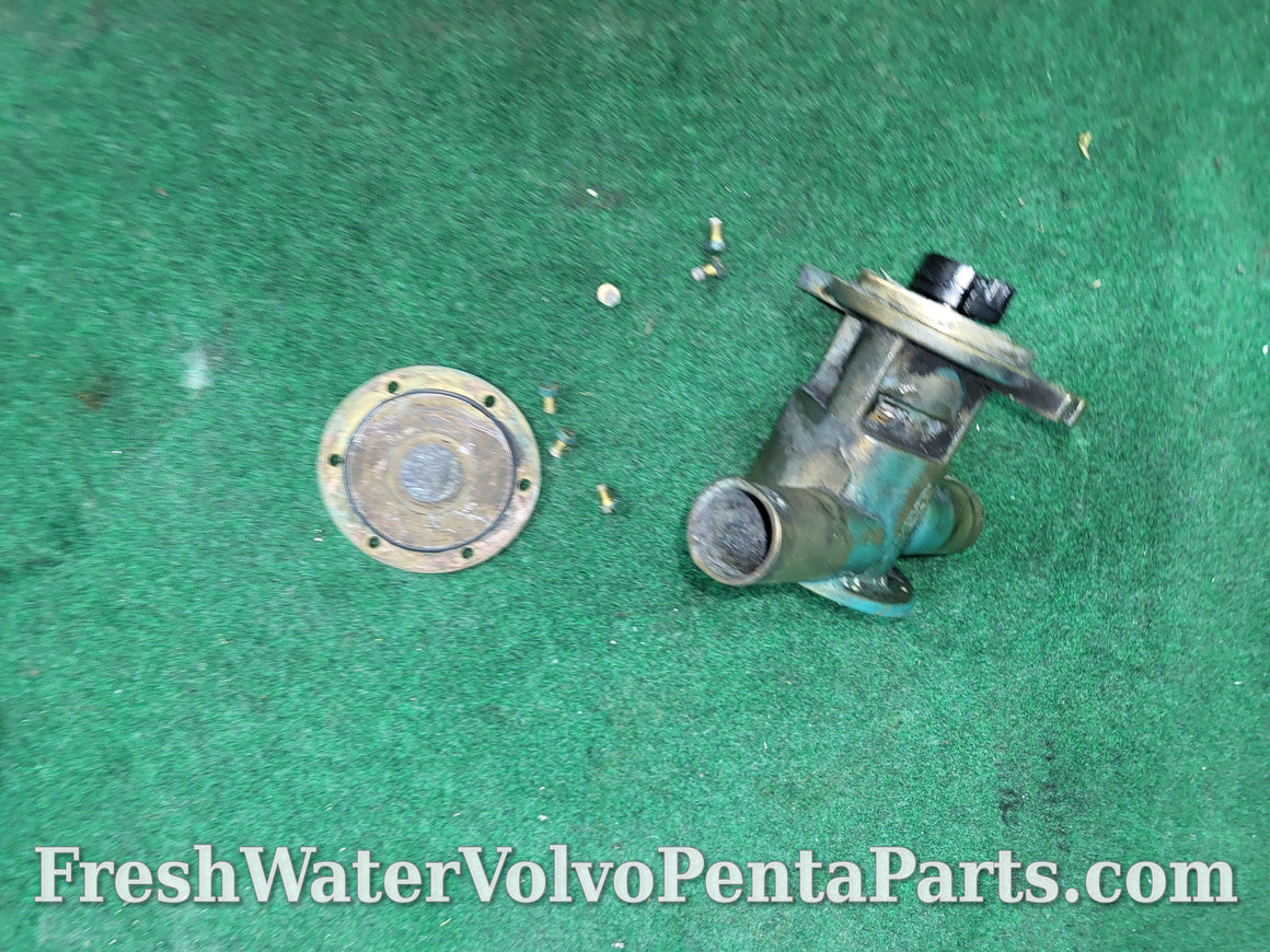 Volvo Penta Sea water Pump KAD44 3583115 New impleller flawless bearings .