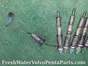 Volvo Penta KAD44 p-C diesel Fuel Injectors 6 running take outs